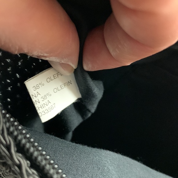 Black crocheted shoulder bag purse - Picture 9 of 11